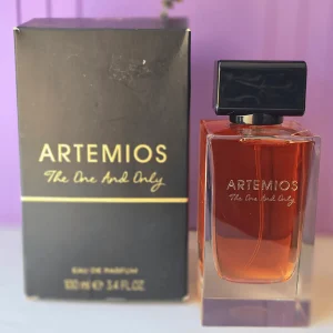 عطر زنانه دولچه گابانا د اونلی وان آرتمیوس 100 میل