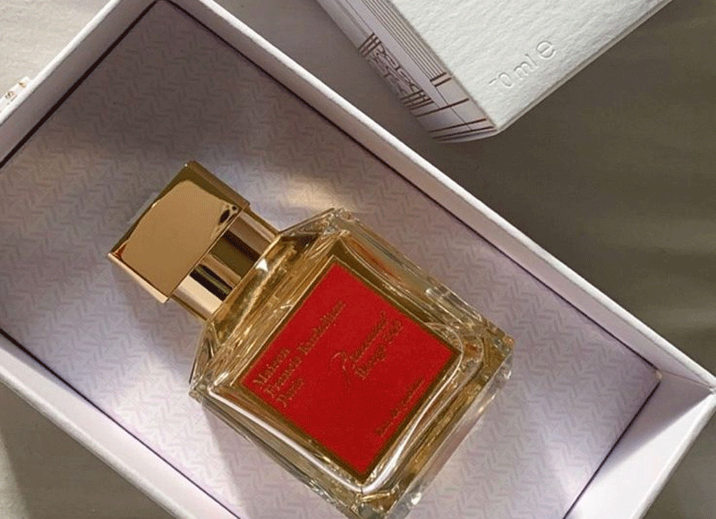 طبع-عطر-ادکلن زنانه باکارات رژ سفید