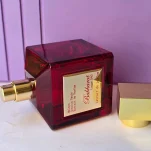 ادکلن زنانه باکارات رژ قرمز جسیکا 10 میل دکانت - Image 3