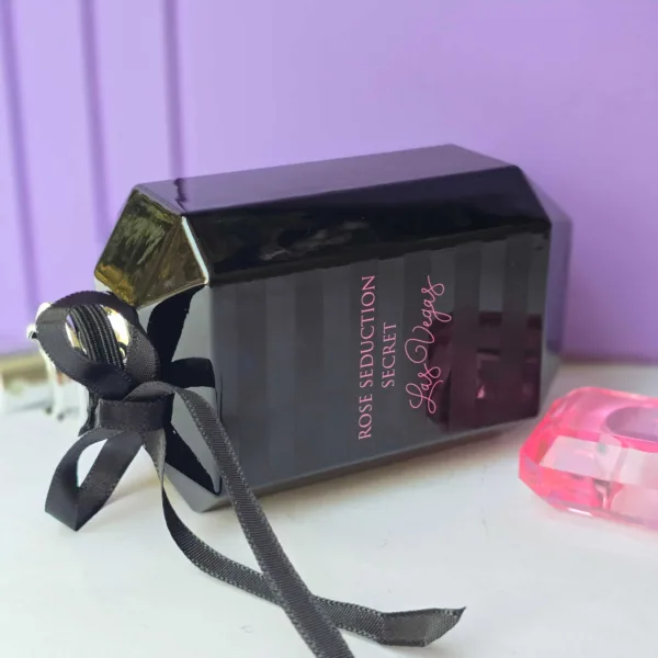 ادکلن زنانه ساداکشن‌ لاس‌ وگاس فرگرانس 100 میل