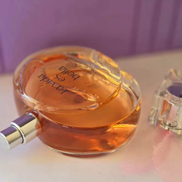 ادکلن زنانه لانکوم لاوی است بل ترزو فراگرنس 100 میل