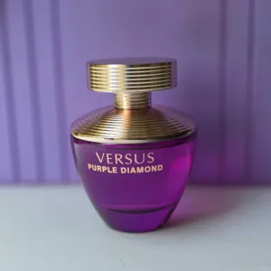 ادکلن زنانه ورساچ دیاموند بنفش فرگرانس 100میل