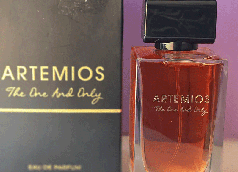 ماندگاری-عطر-اونلی-وان