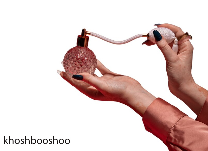 استفاده از عطر زنانه در مجالس