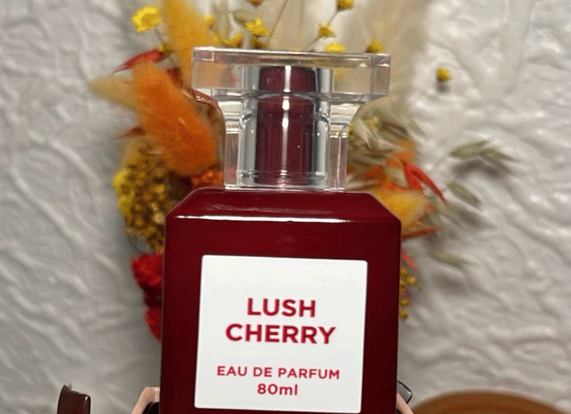 طبع-ادکلن زنانه تام فورد لاسچری