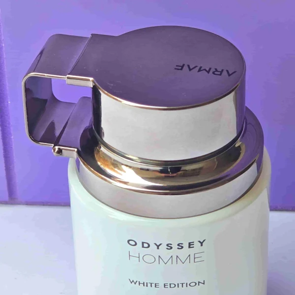 ادکلن مردانه اودیسی هوم وایت ادیشن آرماف 10 میل دکانت از شیشه اصلی - Image 2
