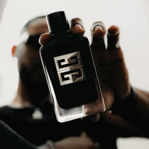 عطر مردانه تلخ