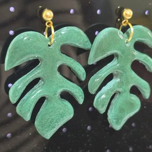 گوشواره پلیمری برگ