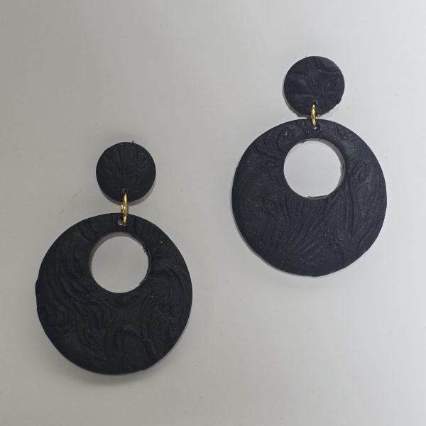 گوشواره پلیمری طرح چرم - Image 3