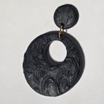 گوشواره پلیمری طرح چرم - Image 2